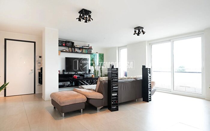 Appartamento quadrilocale in vendita in Mariano Comense