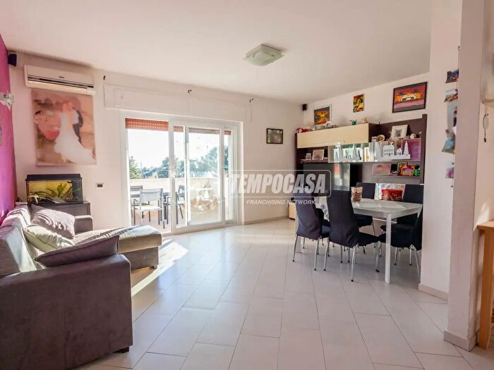 Appartamento trilocale in vendita in Via della Fornacetta, Santa Marinella