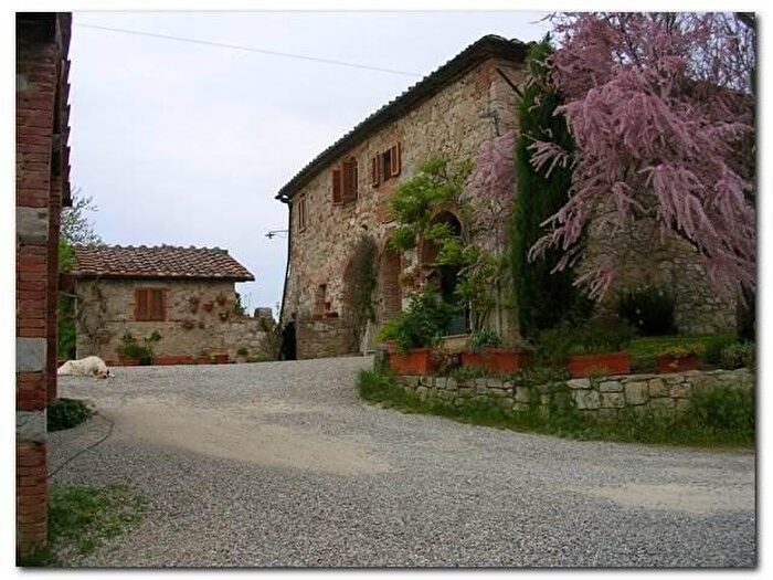 Casa con 10 locali in vendita in Gaiole In Chianti