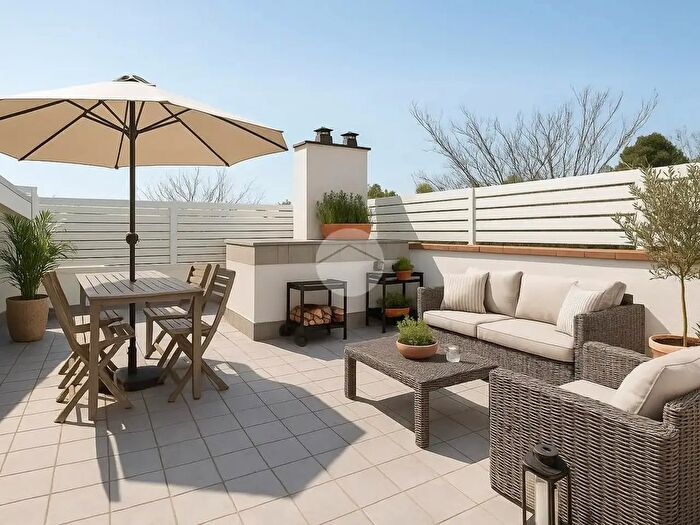 Appartamento con 5 locali in vendita in Viale Regina Elena, Rimini