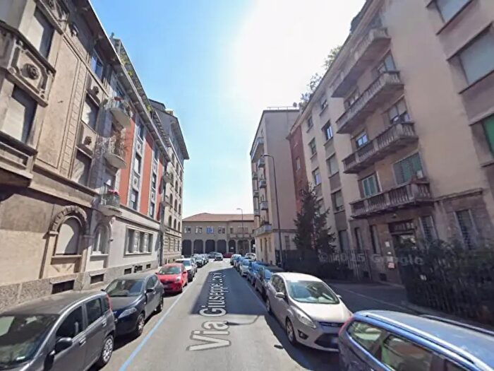 Appartamento monolocale in affitto in Via Giuseppe Longhi, Milano