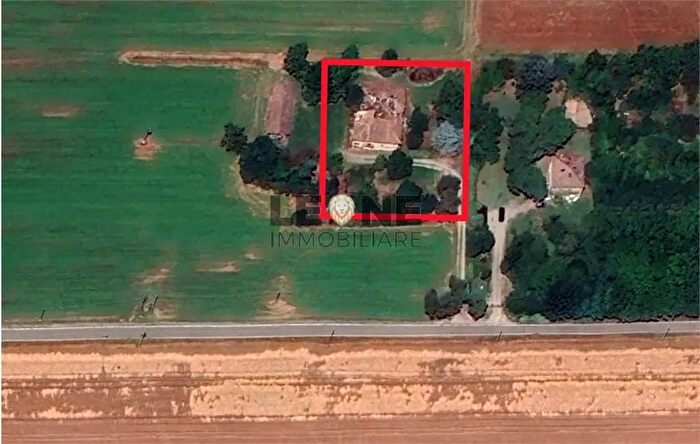 Casa con 6 locali in vendita in Valsamoggia