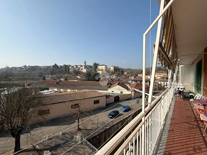 Appartamento quadrilocale in vendita in Via Vittorio Veneto, Strevi