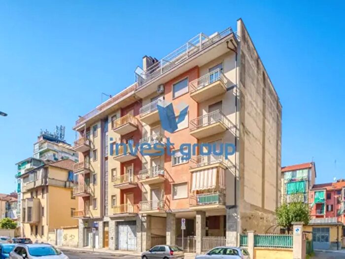 Appartamento trilocale in vendita in Via Pier Fortunato Calvi, Torino