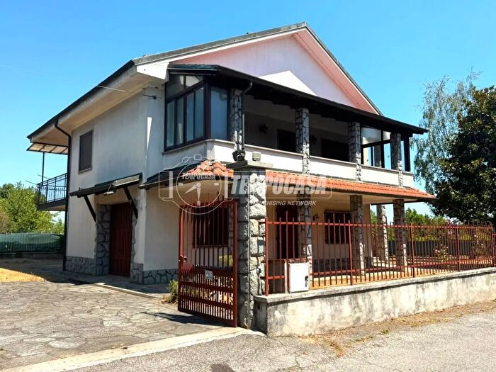 Casa in vendita in Via Villarbasse, Piossasco