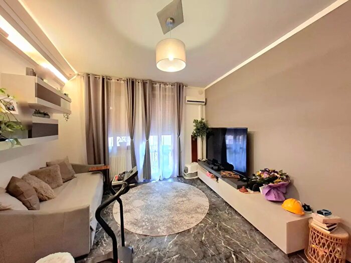 Appartamento con 5 locali in vendita in Via Giosuè Carducci, Rovigo