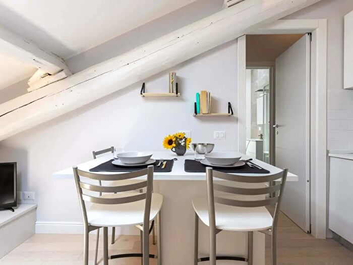 Appartamento monolocale in affitto in Via Francesco Ferrucci, Milano