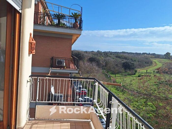 Appartamento con 5 locali in affitto in Via Filippo Zaniberti, Ardeatino Montagnola, Roma