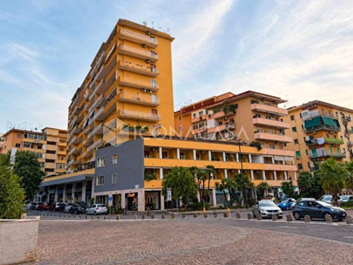 Appartamento bilocale in affitto in Viale di Augusto, Fuorigrotta, Napoli
