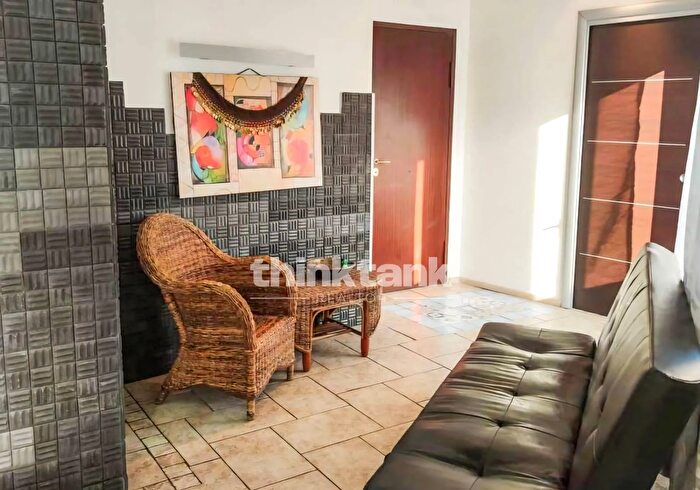 Appartamento con 5 locali in vendita in Via Paladino, Giardini Naxos