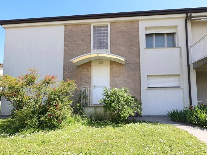 Appartamento con 5 locali in affitto in Via del Bottaccio, San Giorgio al Tagliamento Pozzi, San Michele al Tagliamento