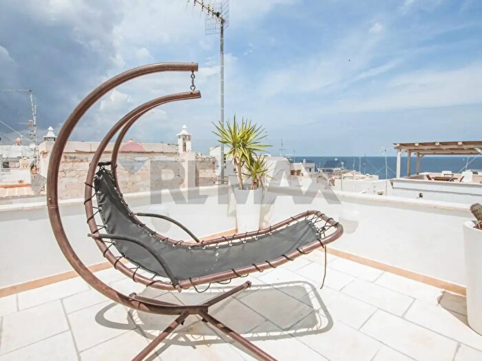 Appartamento quadrilocale in vendita in Polignano A Mare