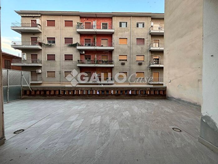 Appartamento trilocale in vendita in Via Brenta Cosenza, Cosenza