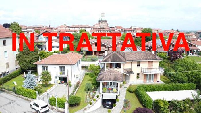 Casa con 6 locali in vendita in Via Santa Cecilia, Gassino Torinese