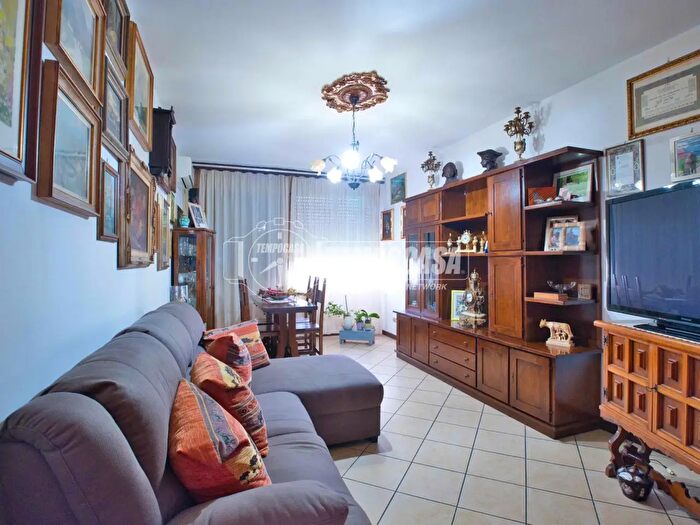 Appartamento quadrilocale in vendita in Novara