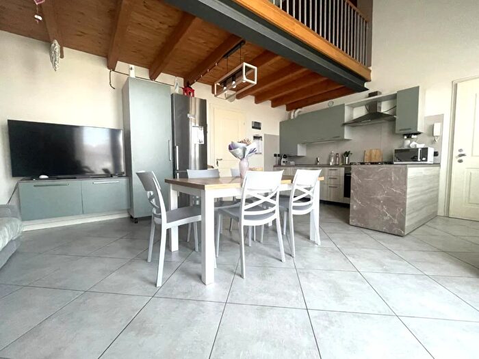 Appartamento quadrilocale in vendita in Via Roma, Pozzaglio Ed Uniti