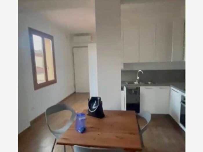 Appartamento trilocale in affitto in Via Girolamo Savonarola, Centro, Lastra a Signa