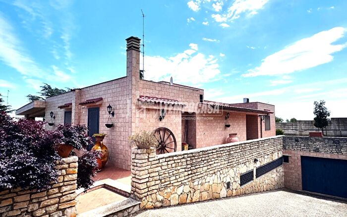 Casa con 5 locali in vendita in Via Nicolo Giudice, Cellamare