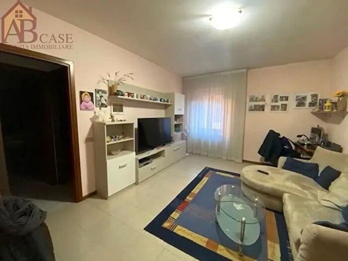 Appartamento bilocale in vendita in Via Mazzini, Gambolo