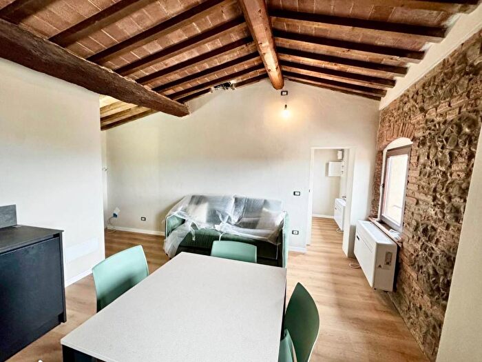 Appartamento bilocale in affitto in Via Roma, Centro, Peccioli