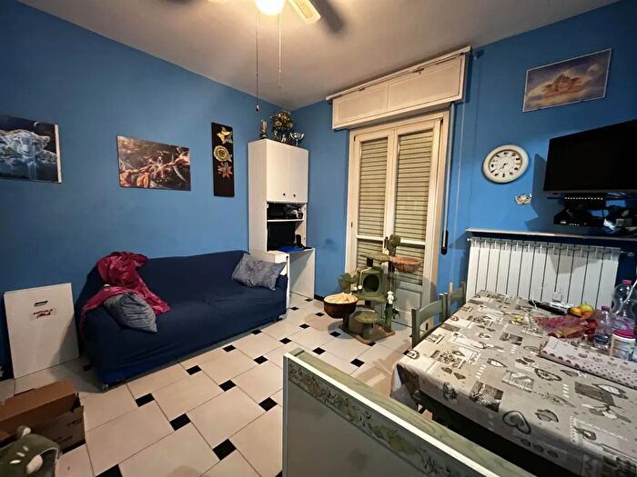 Appartamento trilocale in vendita in Via Vallere, Vigevano