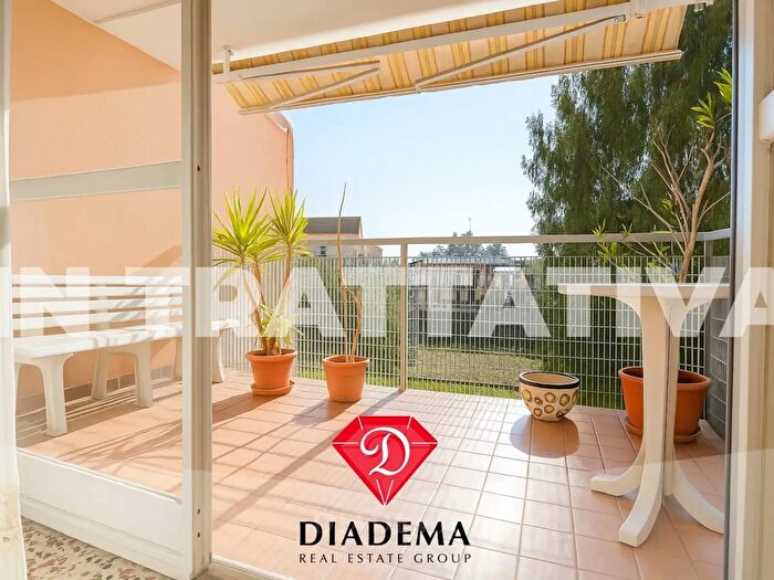 Appartamento trilocale in vendita in Via Cristoforo Colombo, Albizzate