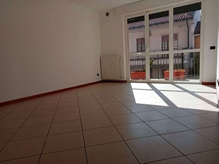 Appartamento bilocale in affitto in via Sauro, Centro, Cernusco sul Naviglio