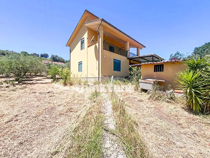 Casa con 6 locali in vendita in Contrada Modaccamo Snc, Agrigento