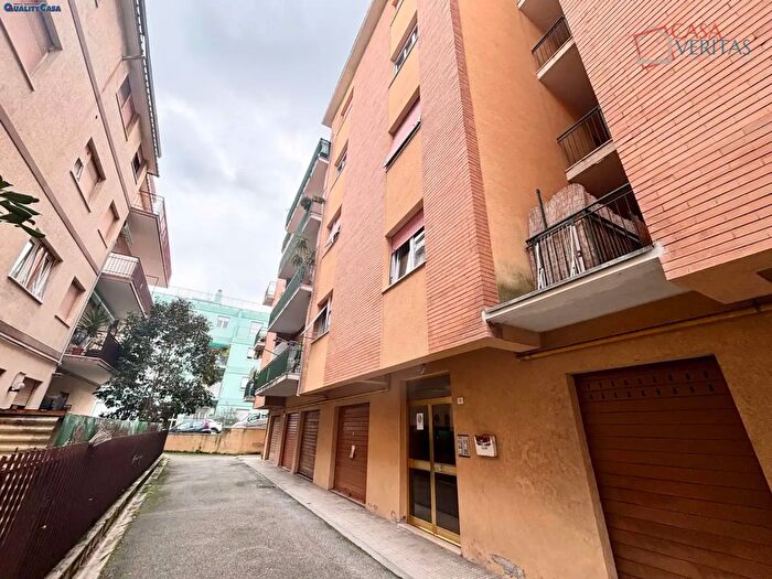 Appartamento quadrilocale in vendita in Via Spagnoli, Falconara Marittima