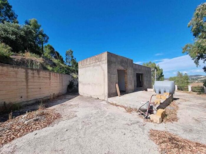 Casa trilocale in vendita in Mimiani, San Cataldo