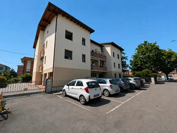 Casa quadrilocale in vendita in Via della Pace, Nonantola
