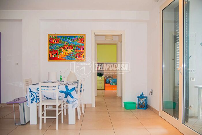 Appartamento con 5 locali in vendita in Via Giovanni Collina, Cervia