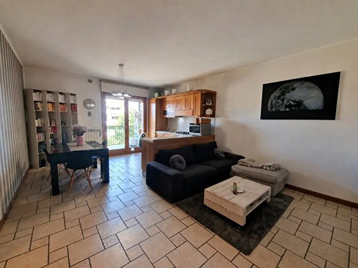 Appartamento trilocale in affitto in Via Aquileia, Mestrino