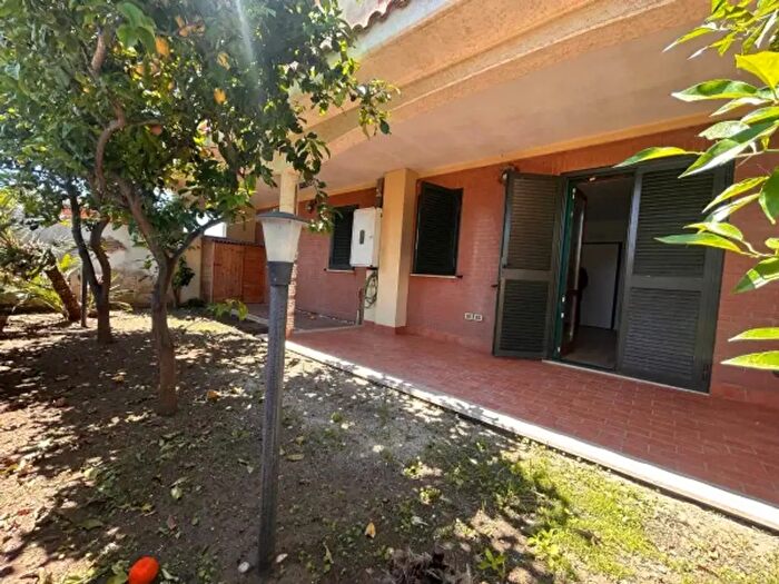 Appartamento bilocale in vendita in Via Rea Silvia, Anzio