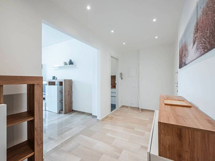 Appartamento quadrilocale in affitto in Viale Monza, Villa San Giovanni, Milano