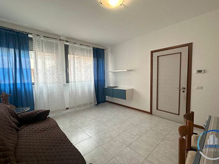 Appartamento bilocale in affitto in Via SantUguzzone, Villa San Giovanni, Milano