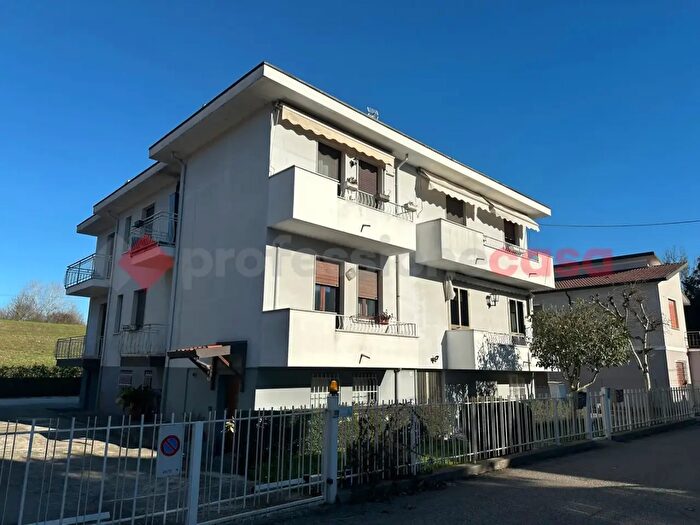 Appartamento con 6 locali in vendita in Via G Matteotti, Legnago