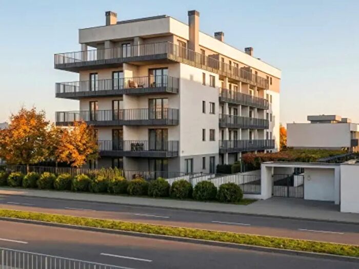 Appartamento trilocale in vendita in Via Alessandro Litta Modignani, Milano