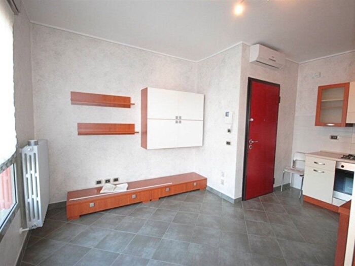 Appartamento bilocale in affitto in Corso Canale, Mussotto Corso Asti, Alba