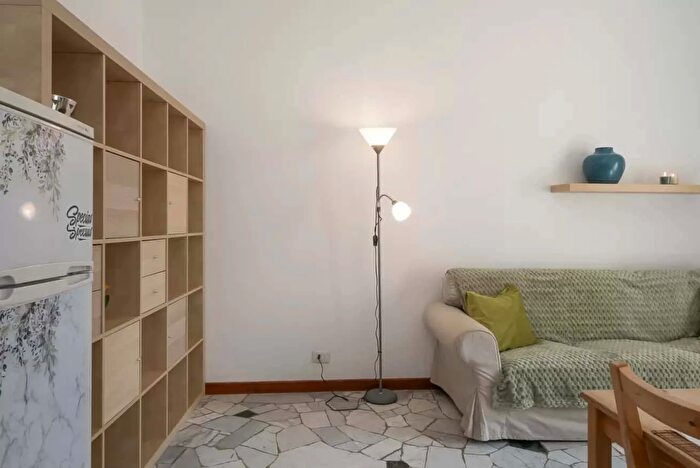 Appartamento monolocale in affitto in Via Privata delle Primule, Milano