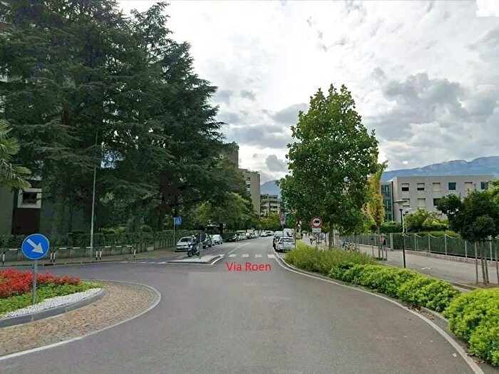 Appartamento con 5 locali in vendita in Via Roen, Bolzano