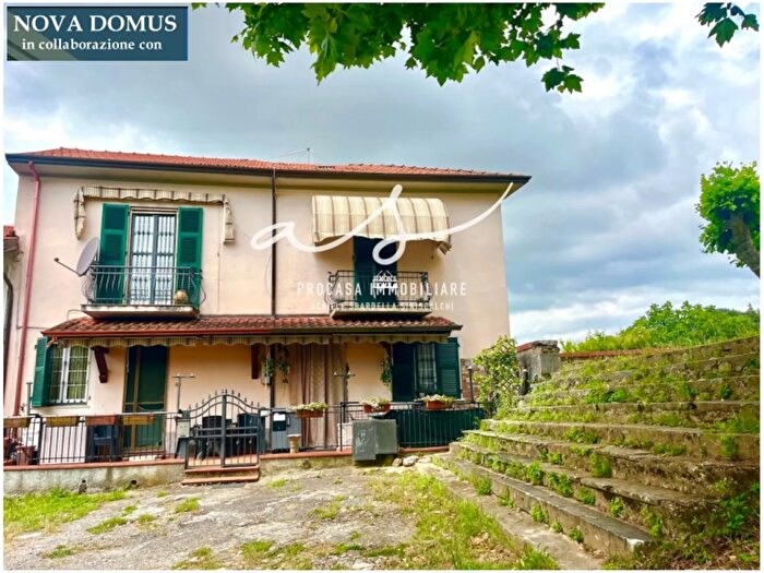 Casa trilocale in vendita in Via Castiglioni, Santo Stefano Di Magra