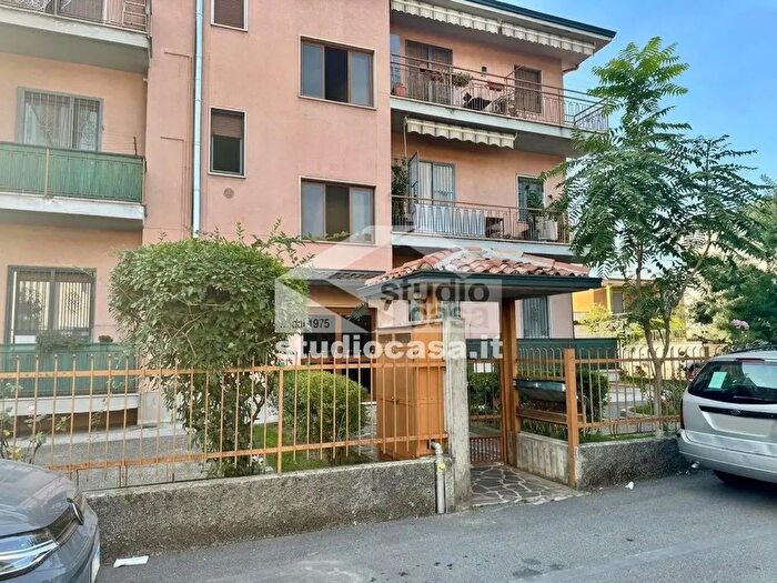 Appartamento trilocale in vendita in Via Gerola, Caravaggio