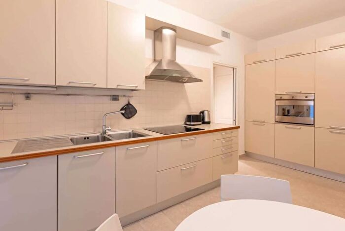 Appartamento in affitto in Via Ambrogio Bergognone da Fossano, Milano