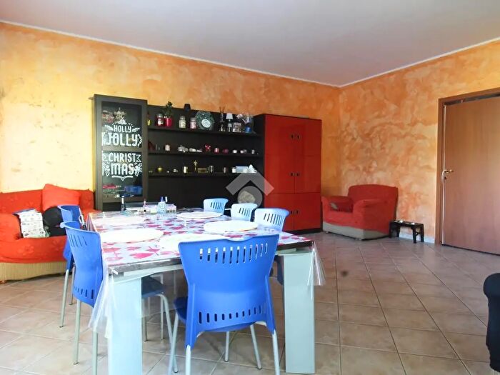 Appartamento quadrilocale in vendita in Via Giovanni Melarangelo, Teramo