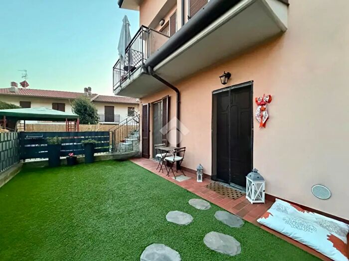 Appartamento trilocale in vendita in Via Suor Anna Lucia Locatelli, Villa DAdda