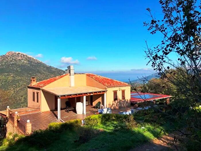 Casa con 6 locali in vendita in Sp, Pollina