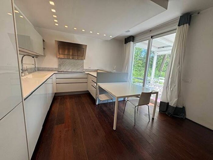 Casa con 6 locali in affitto in Via Giotto, Buon Pastore Parco Amendola, Modena