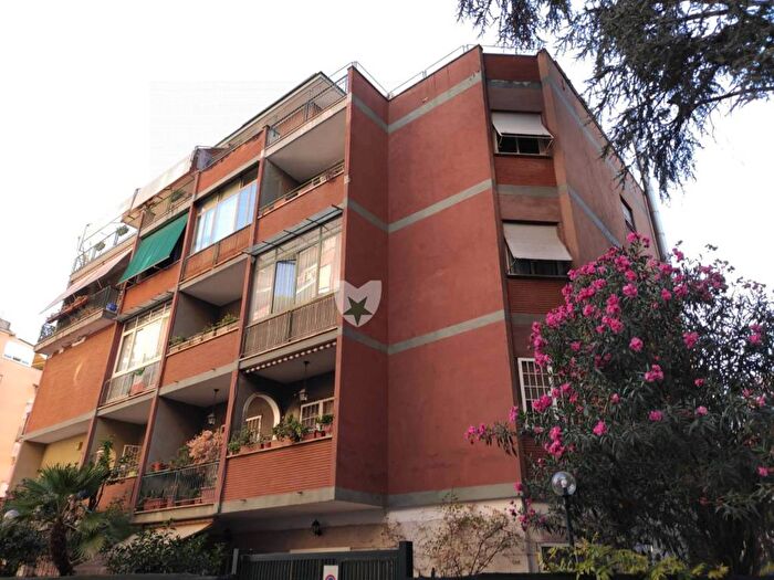 Appartamento bilocale in affitto in Via Polibio, Balduina, Roma