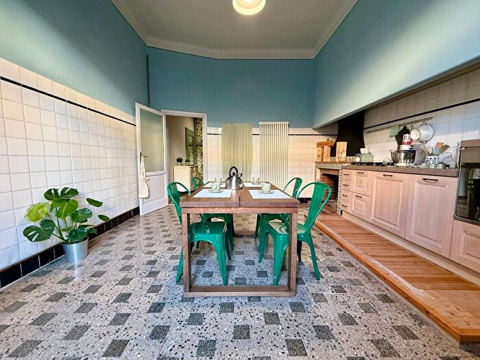 Appartamento trilocale in affitto in Via SantAndrea, Piazza Anfiteatro Torre Guinigi, Lucca